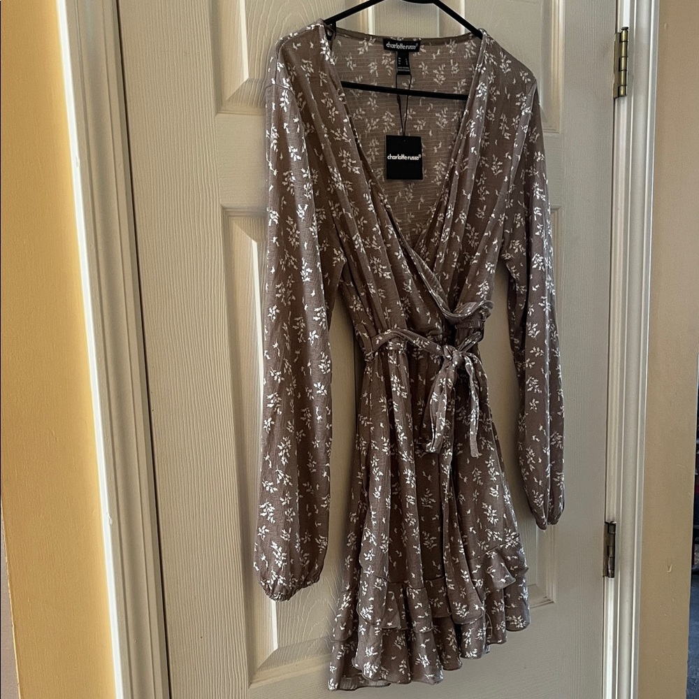 Charlotte Russe Brown Floral Long Sleeve Dress